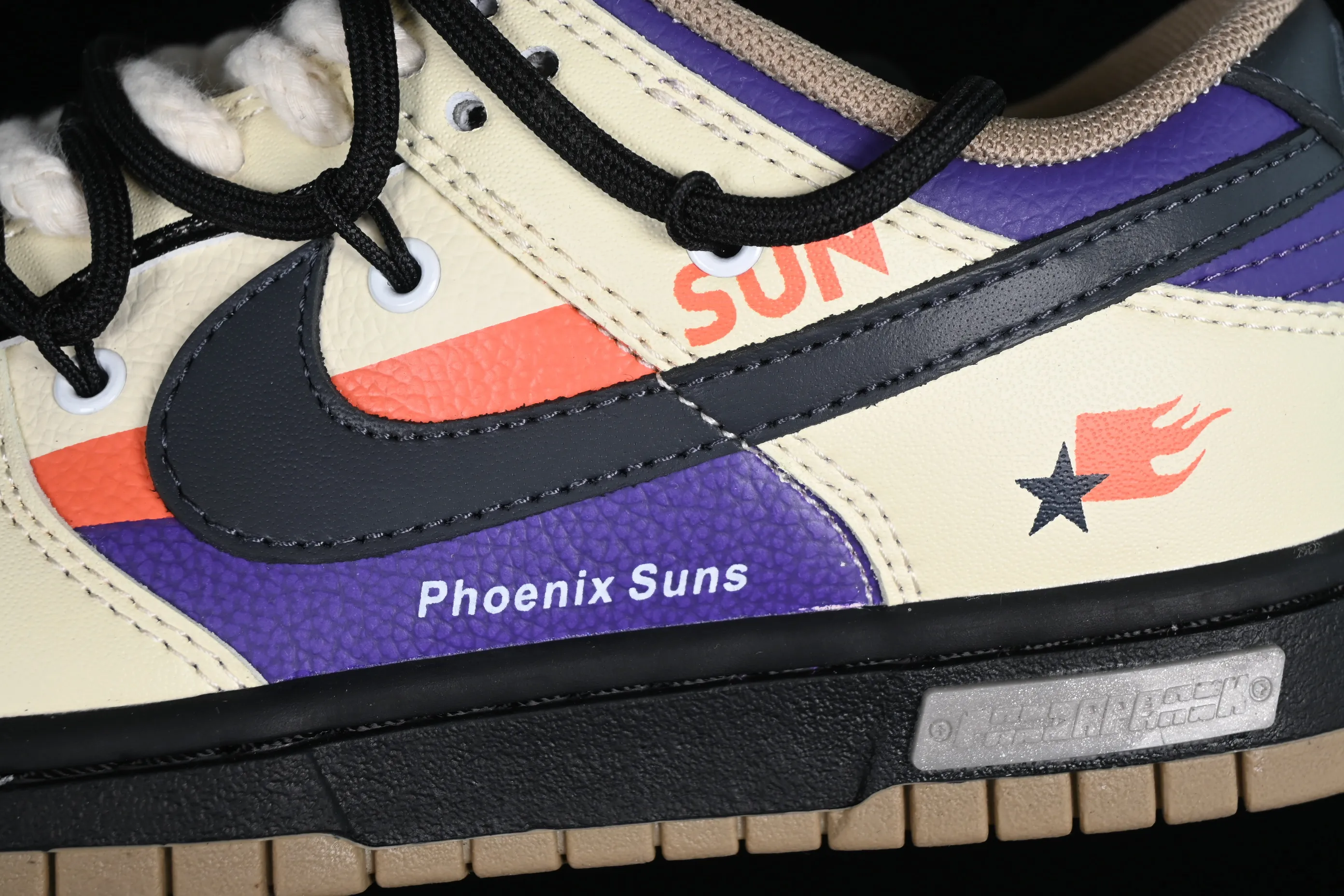 All categories Nk SB Dunk Series Nk SB Dunk Low Low-top sneakers Nk Dunk Low Panda Prank Retro Street Son of the Sun Suns Purple Orange SB strap low-top casual sneakers DJ6188-200